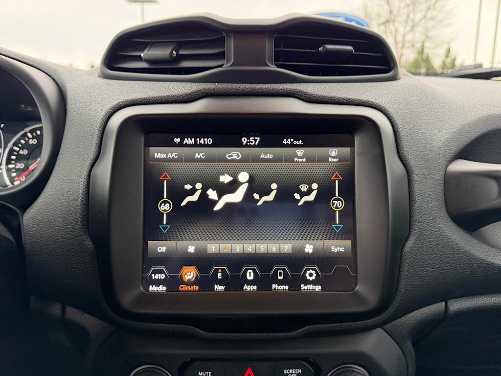 Thumbnail: 2023 Jeep Renegade - 14