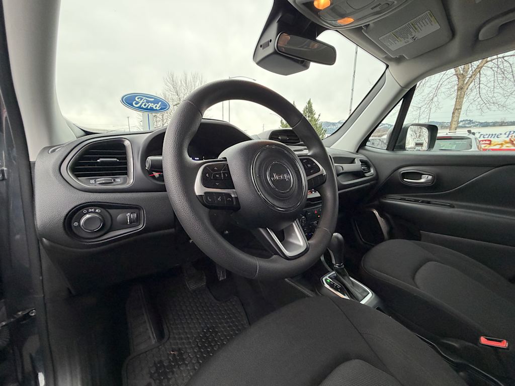 Thumbnail: 2023 Jeep Renegade - 3