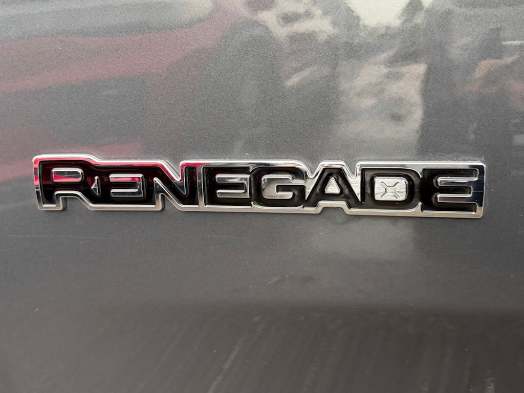 Thumbnail: 2023 Jeep Renegade - 7