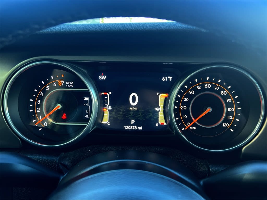 Thumbnail: 2018 Jeep Wrangler - 15