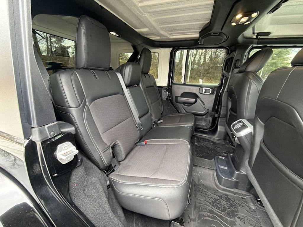 Thumbnail: 2023 Jeep Wrangler - 27