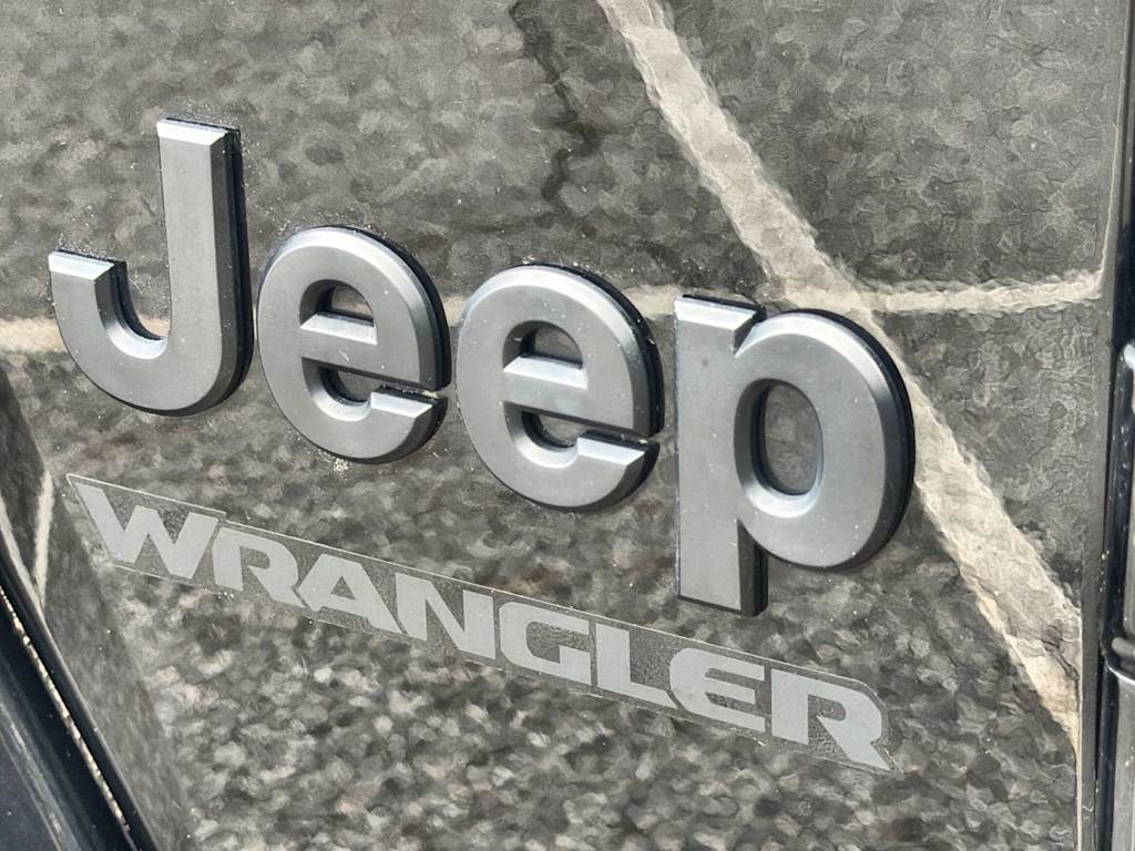 Thumbnail: 2023 Jeep Wrangler - 27