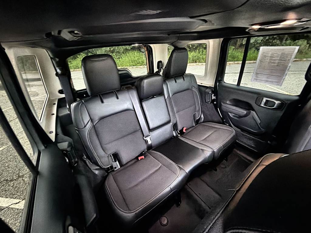Thumbnail: 2023 Jeep Wrangler - 28