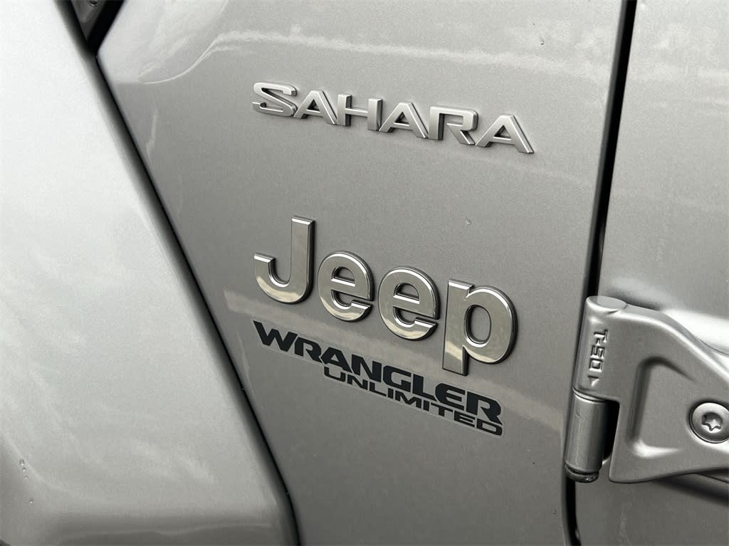 2020 Jeep Wrangler Unlimited Sahara 7