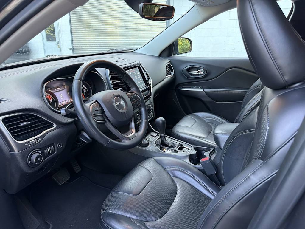 Thumbnail: 2019 Jeep Cherokee - 2