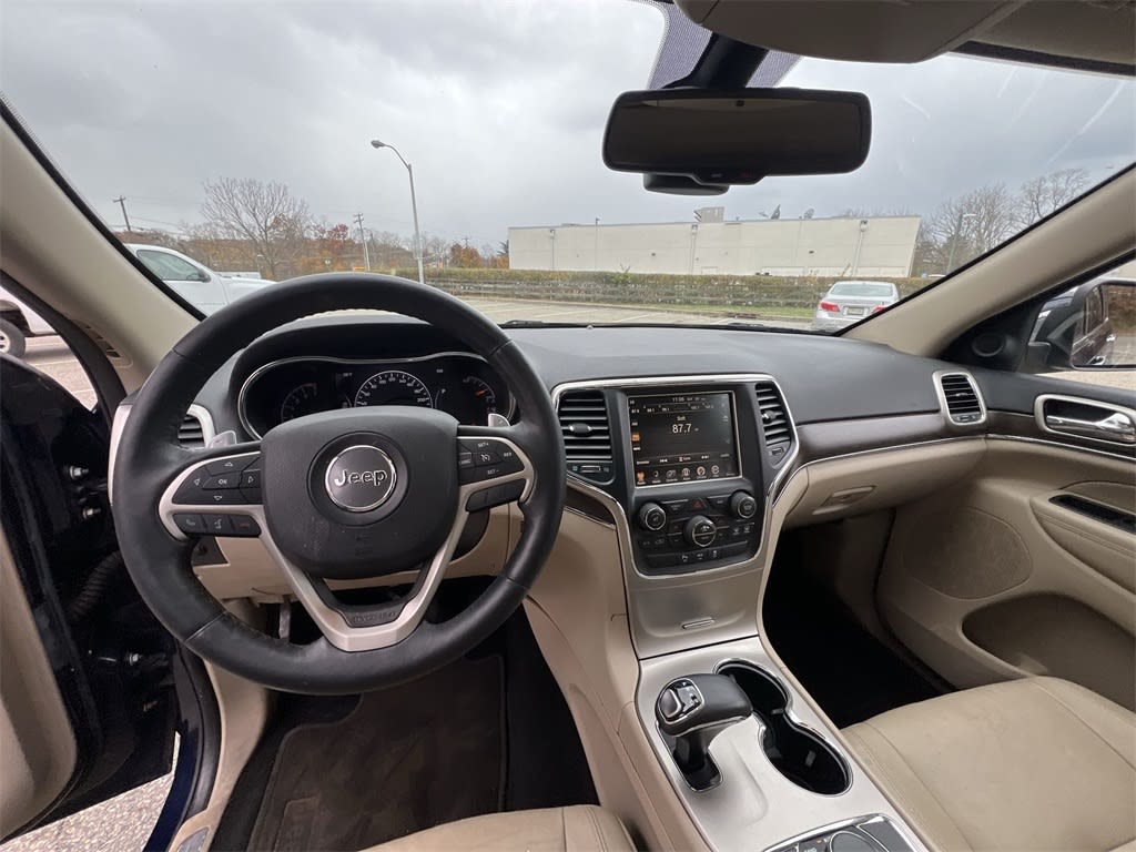 Thumbnail: 2015 Jeep Grand Cherokee - 10