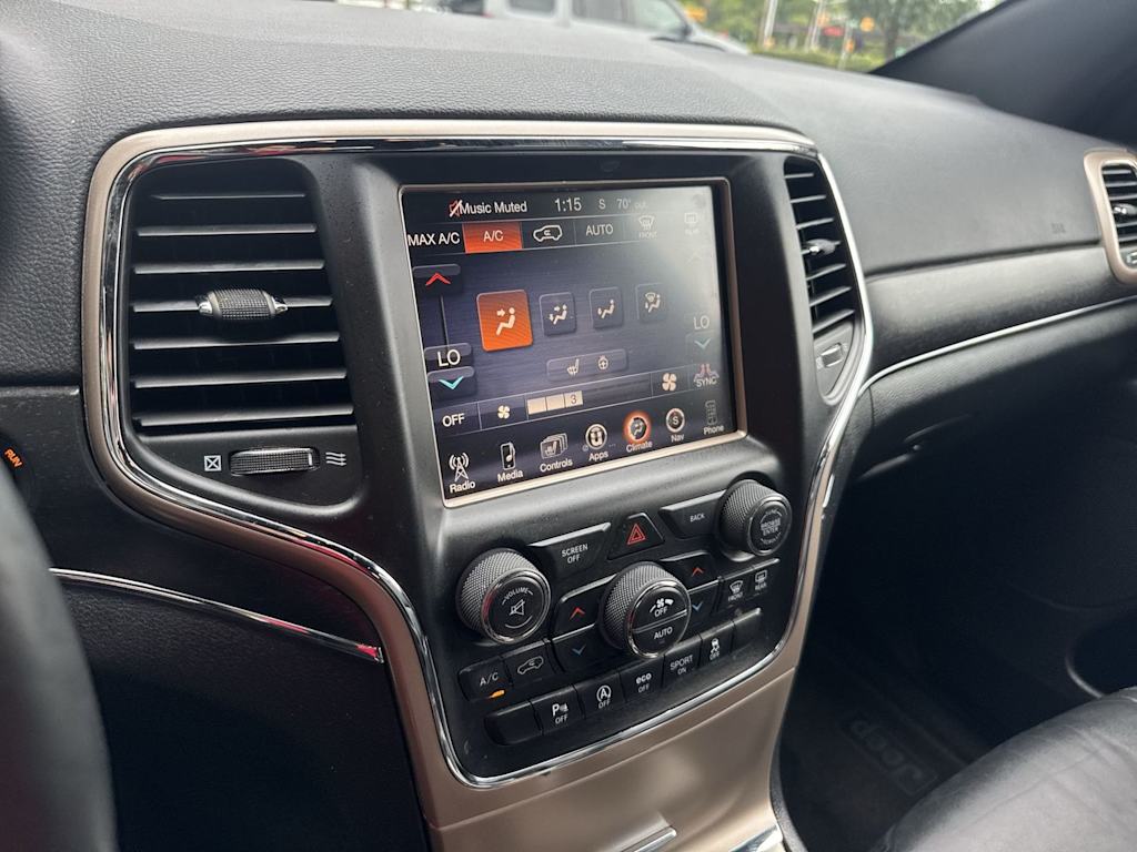 Thumbnail: 2017 Jeep Grand Cherokee - 14