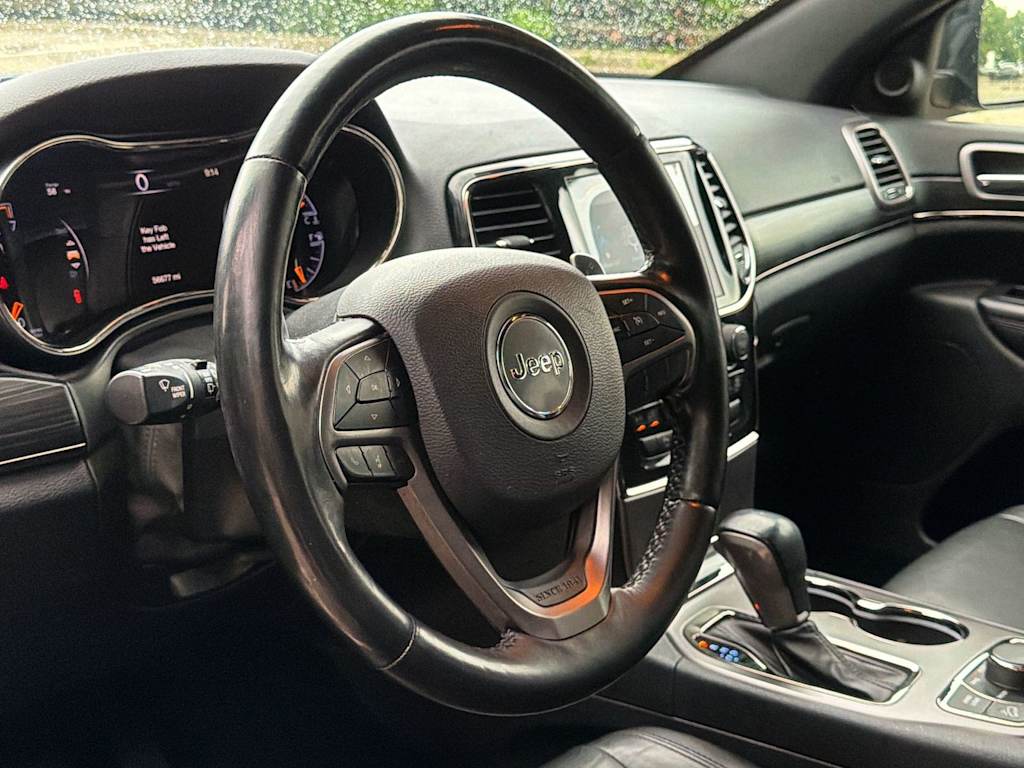 Thumbnail: 2020 Jeep Grand Cherokee - 14