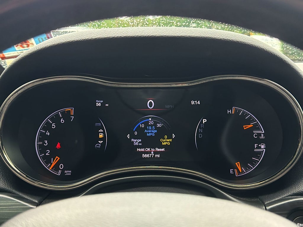 Thumbnail: 2020 Jeep Grand Cherokee - 17