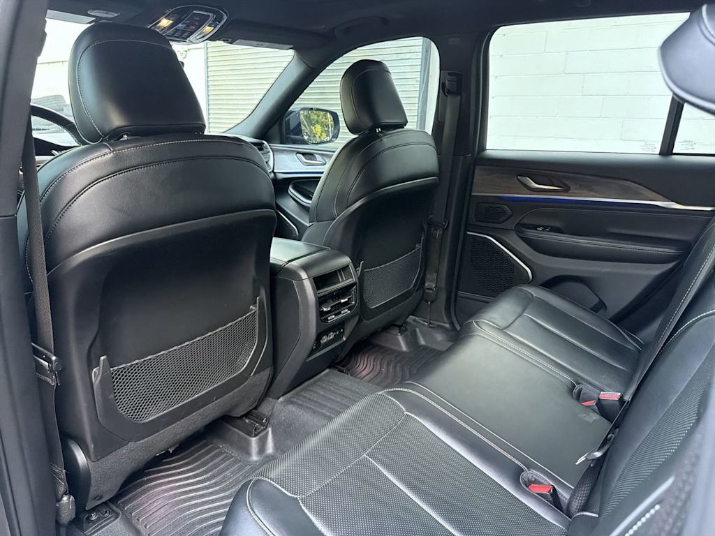 Thumbnail: 2023 Jeep Grand Cherokee - 13
