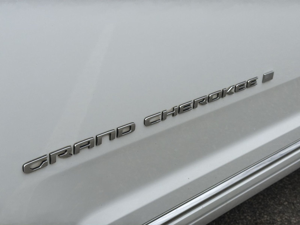 Thumbnail: 2022 Jeep Grand Cherokee L - 7