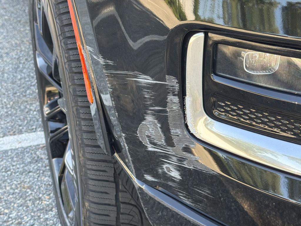 Thumbnail: 2022 Jeep Grand Wagoneer - 30