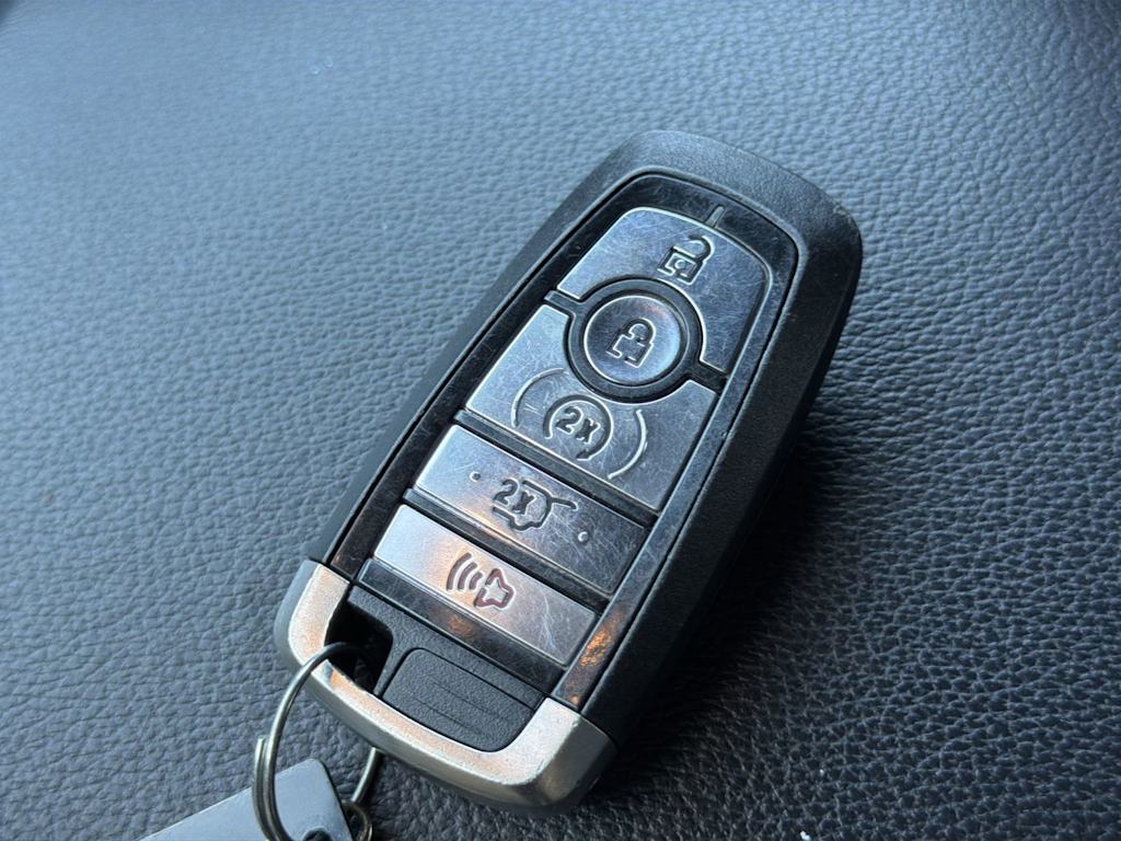 Thumbnail: 2019 Ford Explorer - 28