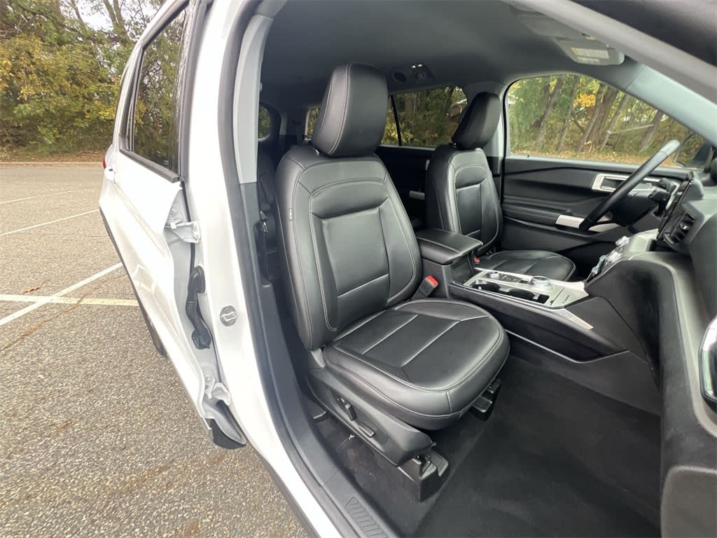 Thumbnail: 2021 Ford Explorer - 12