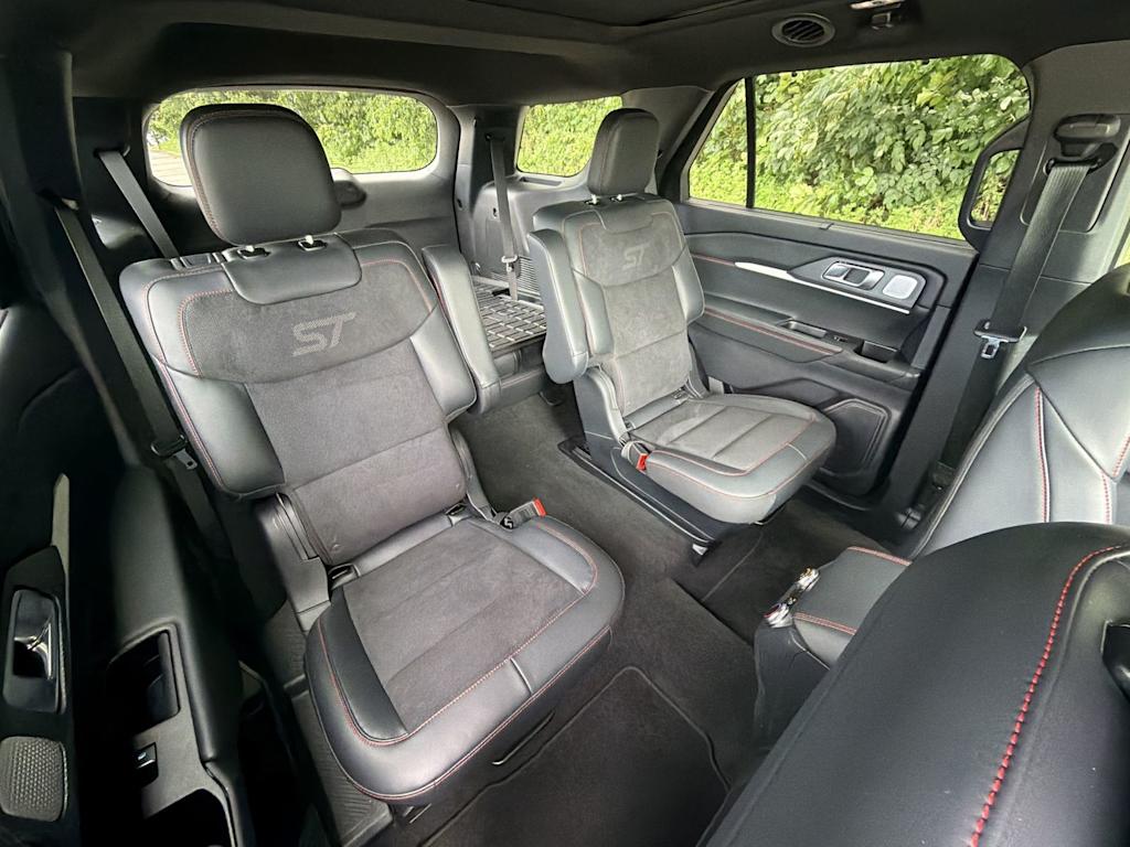 Thumbnail: 2025 Ford Explorer - 28