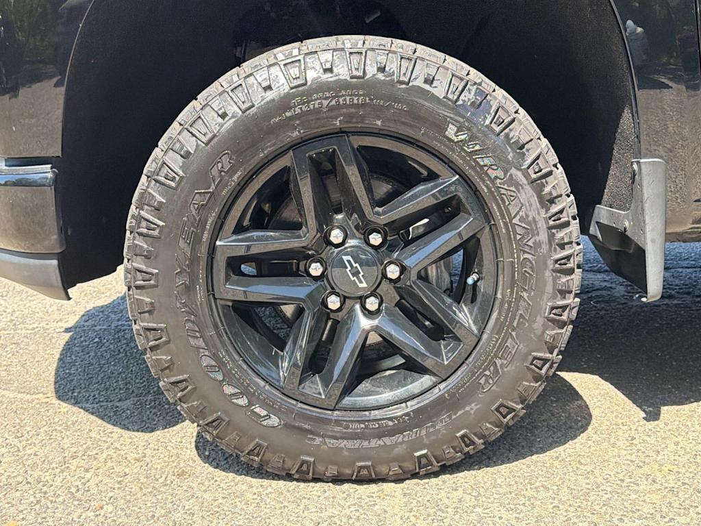 Thumbnail: 2021 Chevrolet Silverado 1500 - 8