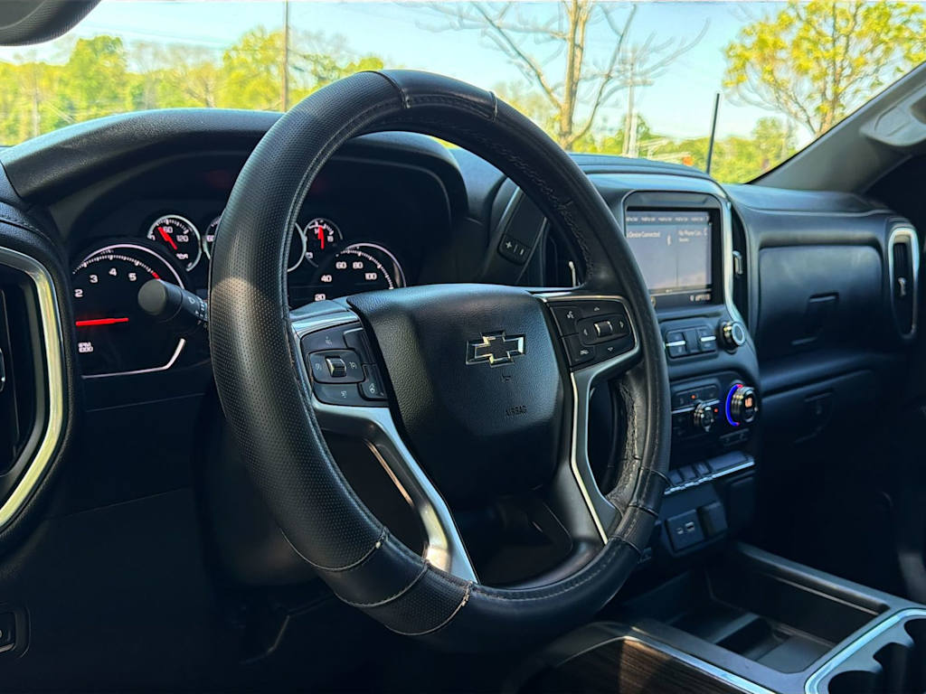 Thumbnail: 2021 Chevrolet Silverado 1500 - 14