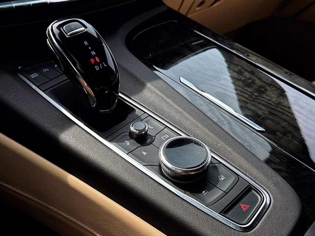 Thumbnail: 2024 Cadillac Escalade - 16