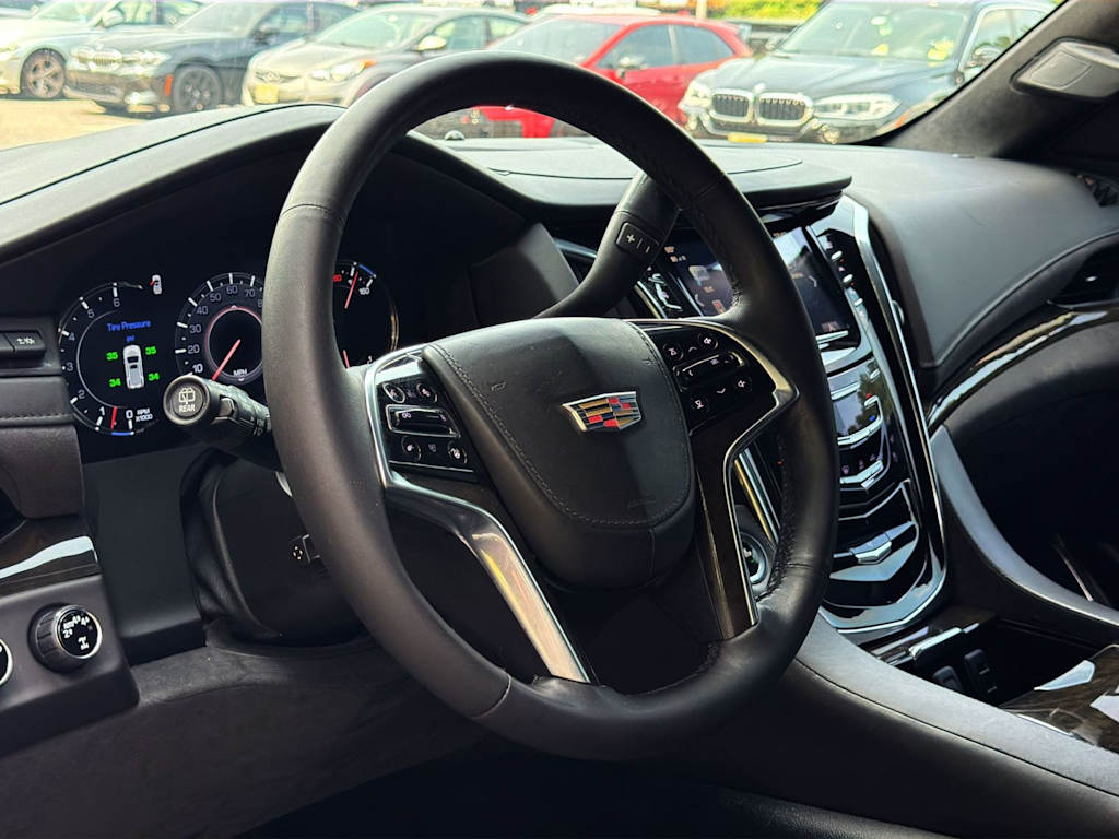 Thumbnail: 2017 Cadillac Escalade - 13