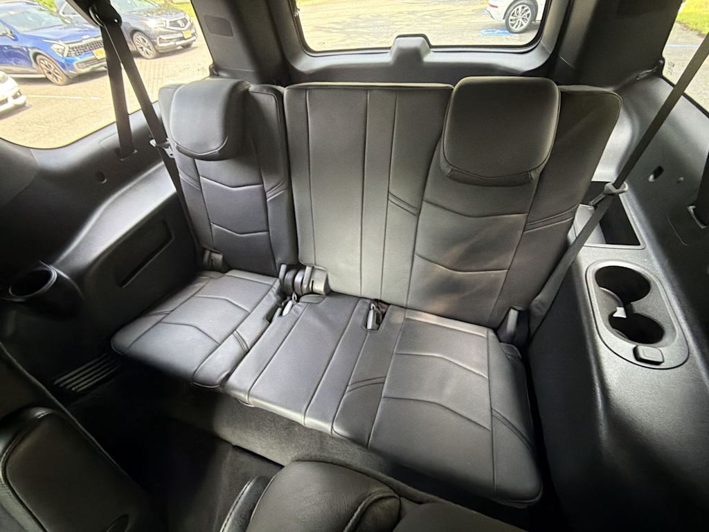 Thumbnail: 2017 Cadillac Escalade - 25