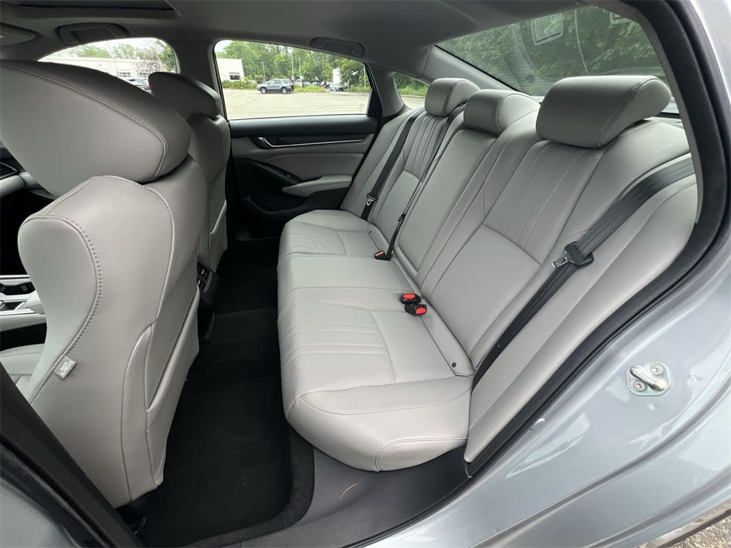 2019 Honda Accord EX-L 28