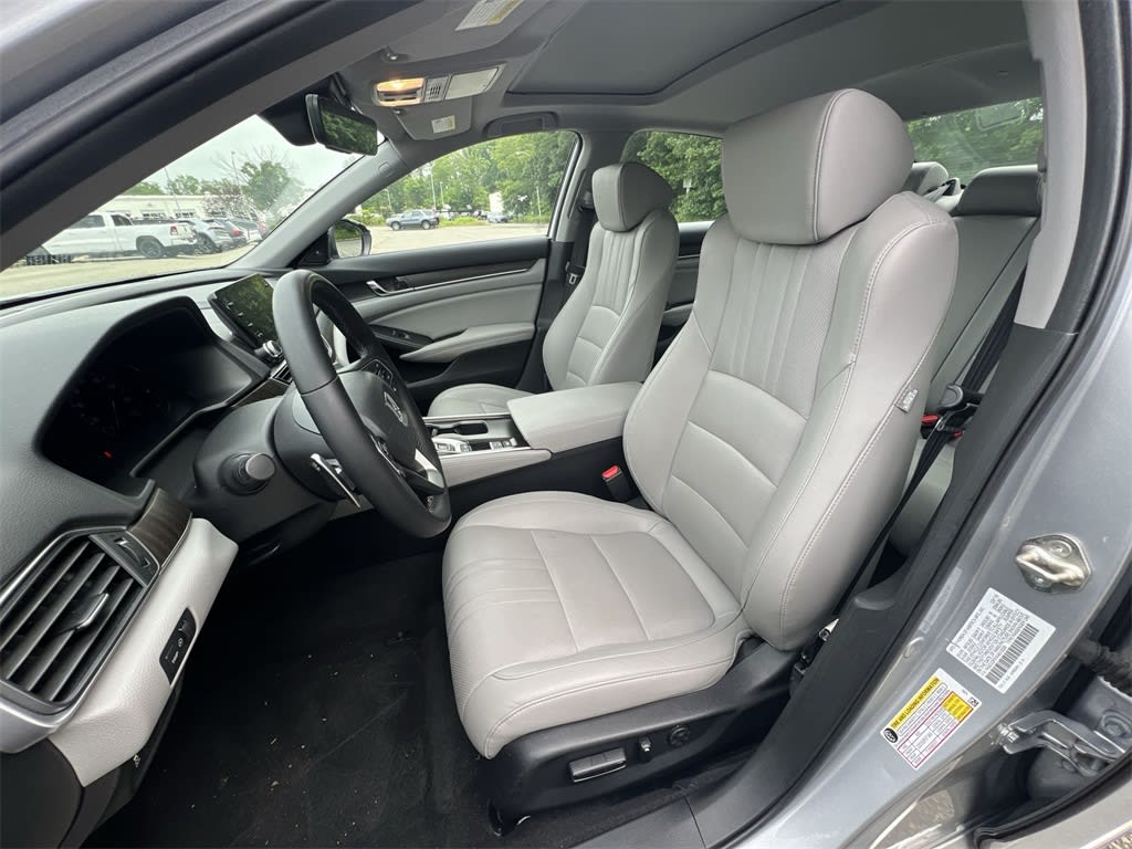 2019 Honda Accord EX-L 11
