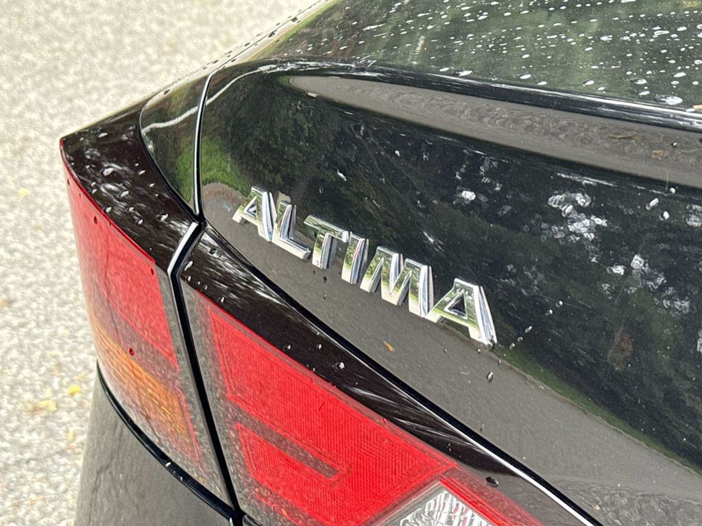 Thumbnail: 2022 Nissan Altima - 7