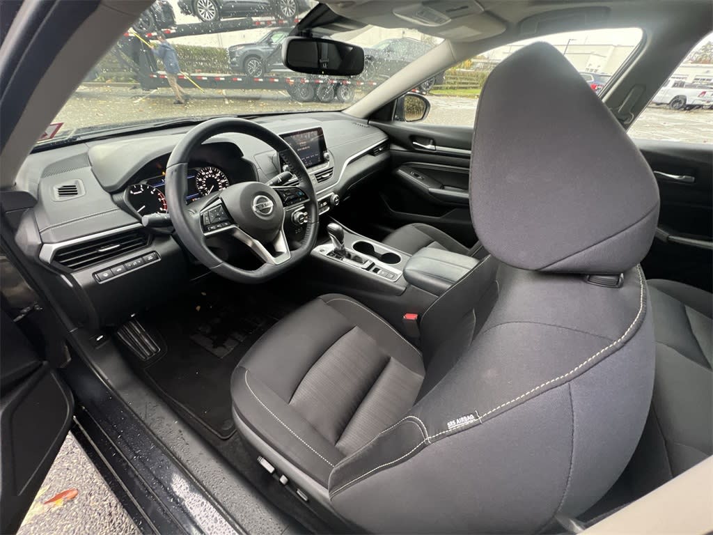 Thumbnail: 2019 Nissan Altima - 11