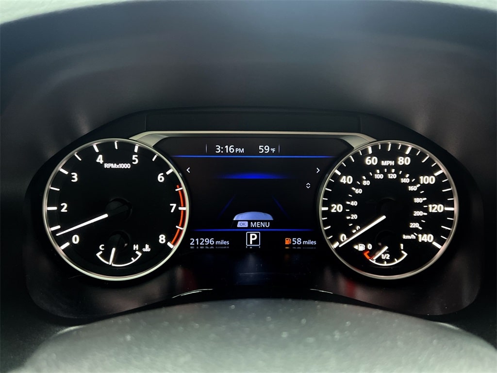 Thumbnail: 2019 Nissan Altima - 16