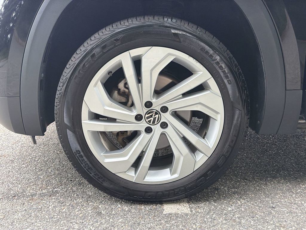 Thumbnail: 2021 Volkswagen Atlas - 8