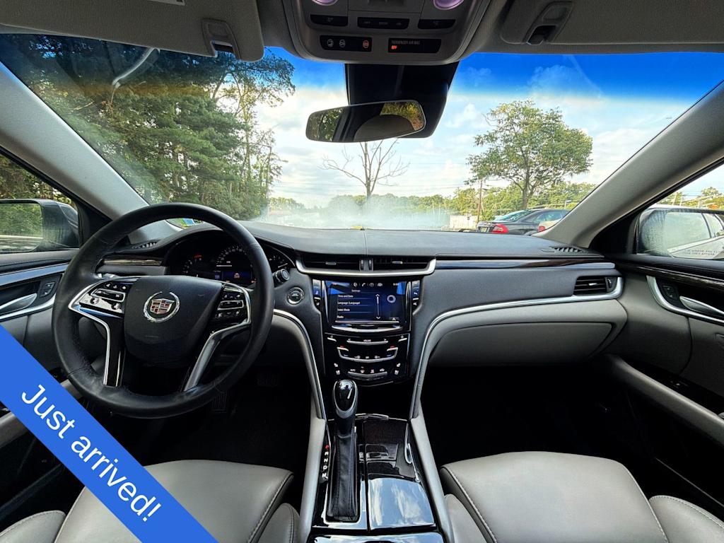 Thumbnail: 2014 Cadillac XTS - 10