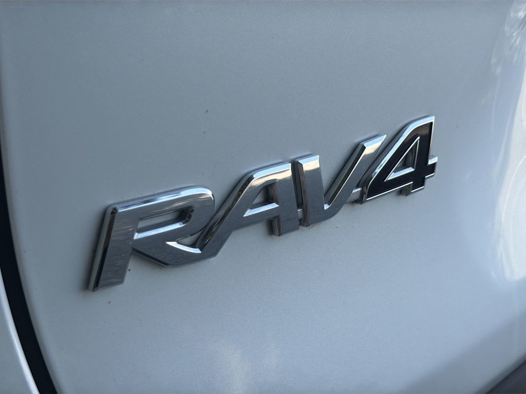 Thumbnail: 2023 Toyota RAV4 - 7
