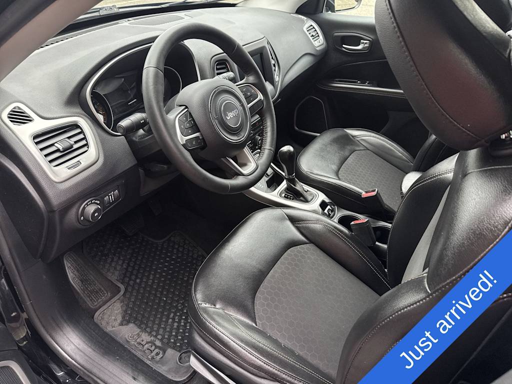 Thumbnail: 2019 Jeep Compass - 11