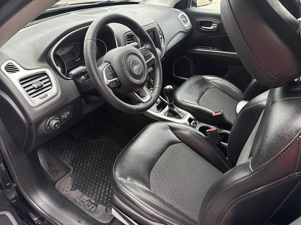 Thumbnail: 2019 Jeep Compass - 11