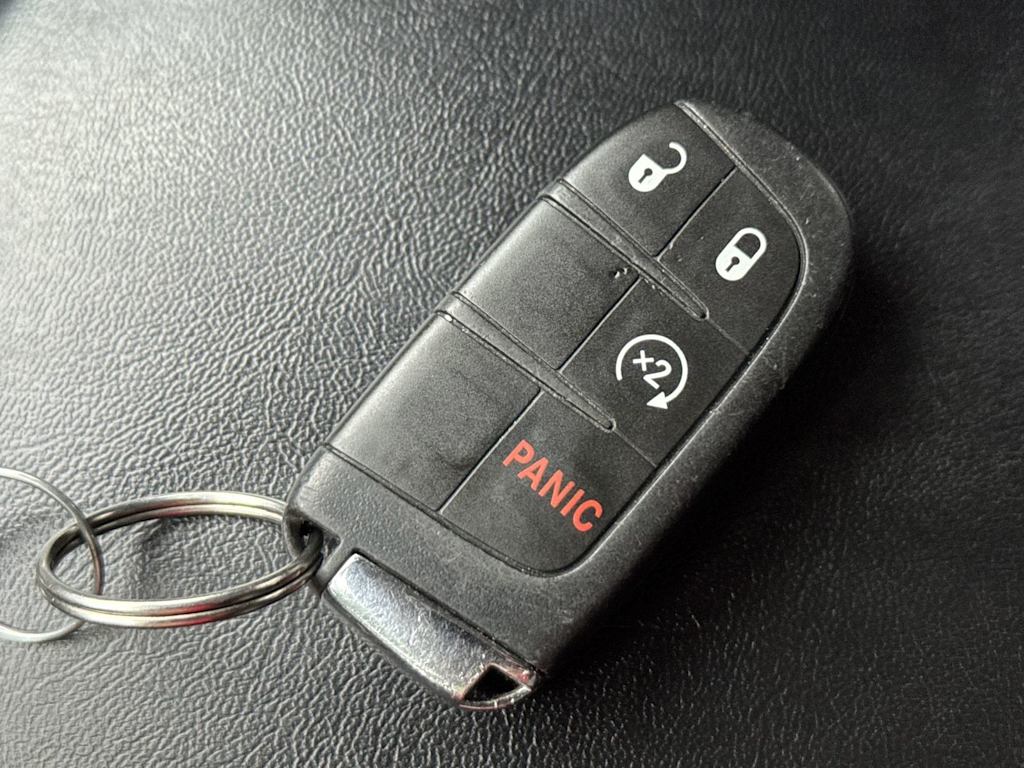Thumbnail: 2019 Jeep Compass - 18