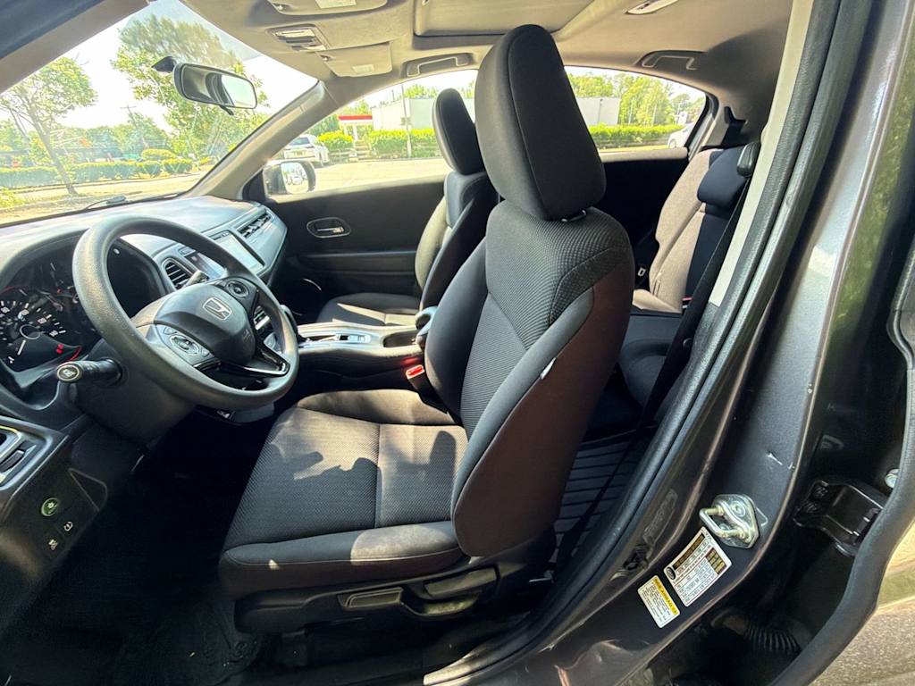 Thumbnail: 2016 Honda HR-V - 11