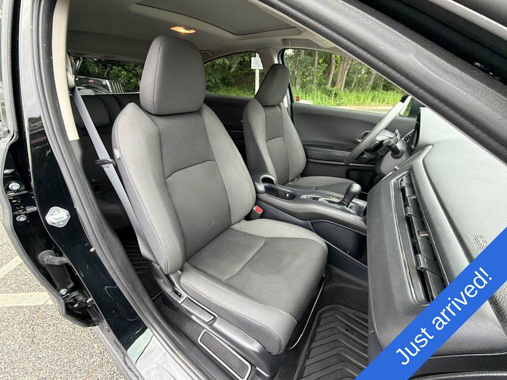 Thumbnail: 2022 Honda HR-V - 29