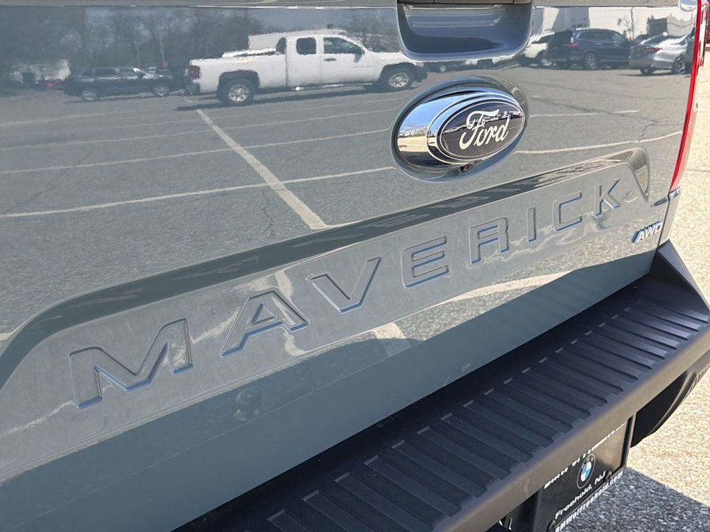 Thumbnail: 2022 Ford Maverick - 7