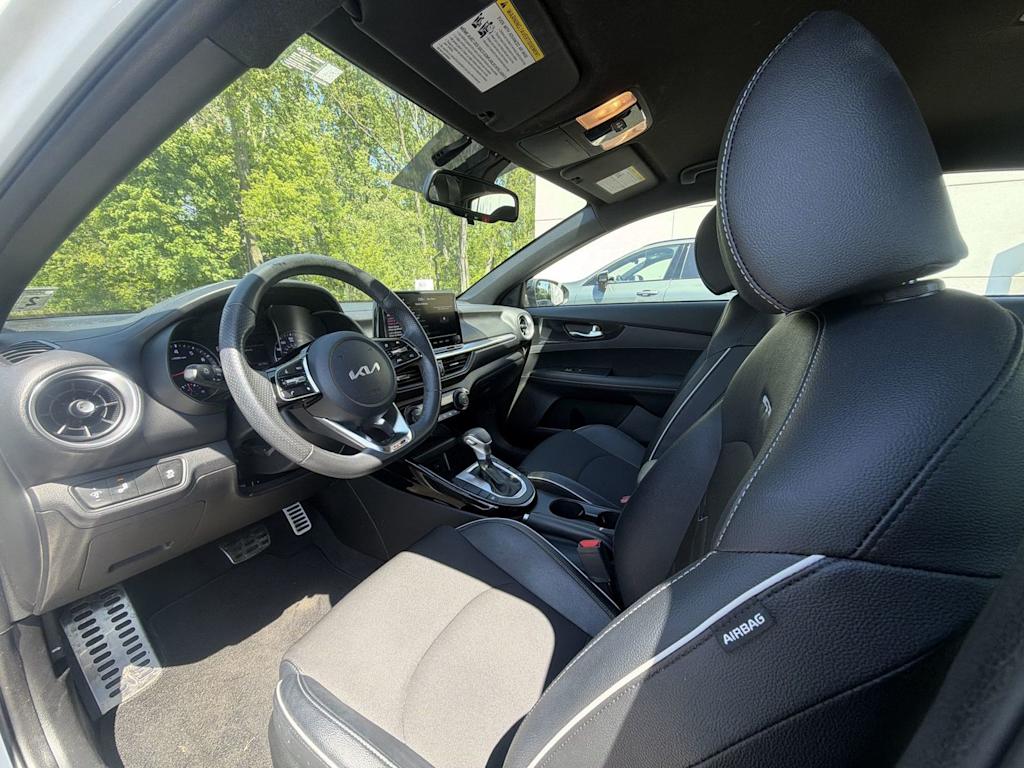 Thumbnail: 2023 Kia Forte - 2