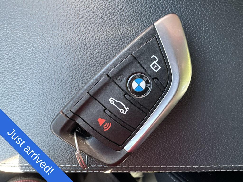 Thumbnail: 2025 BMW M2 - 19