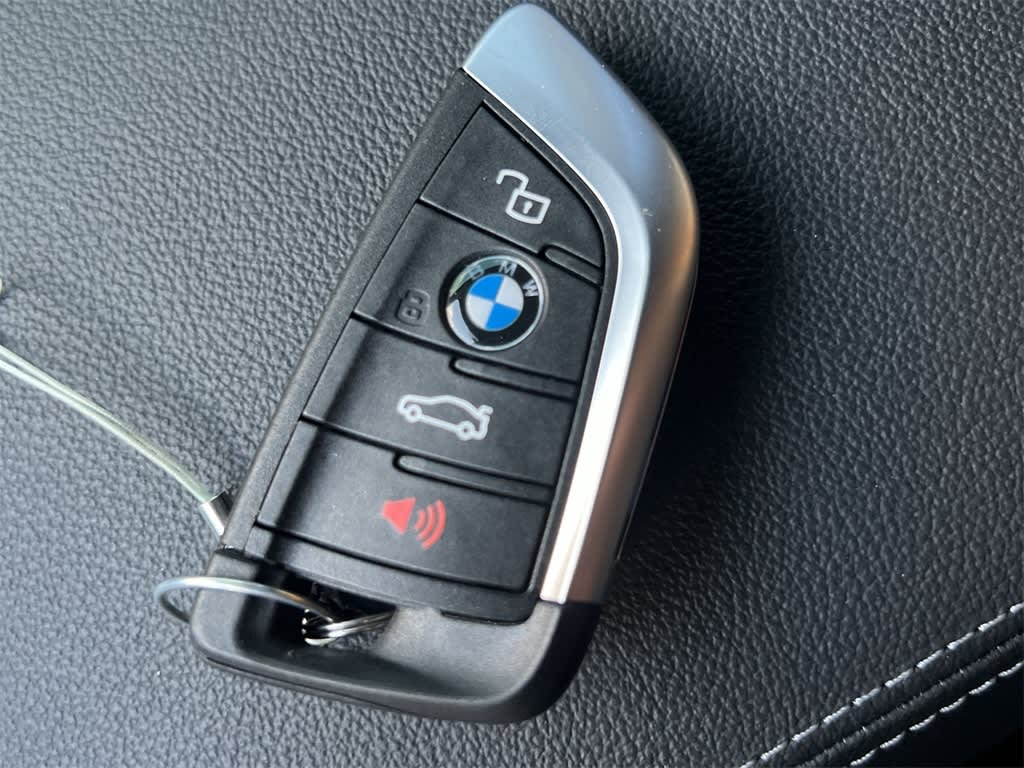 Thumbnail: 2025 BMW M2 - 19