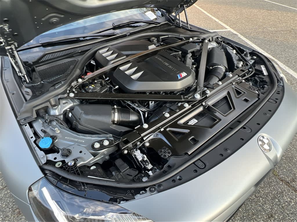 Thumbnail: 2025 BMW M2 - 9