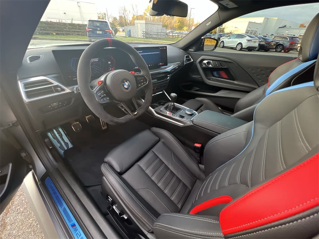 Thumbnail: 2025 BMW M2 - 2