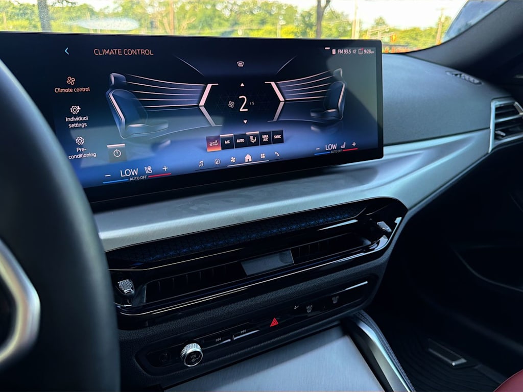 Thumbnail: 2026 BMW 2 Series - 15