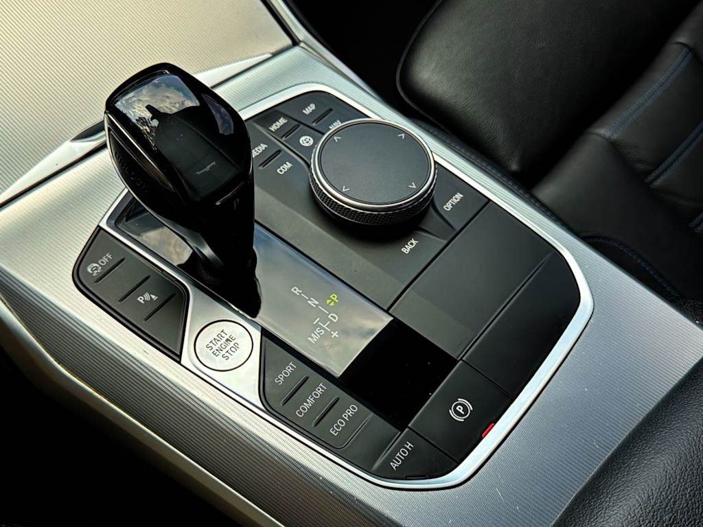 Thumbnail: 2021 BMW 3 Series - 16