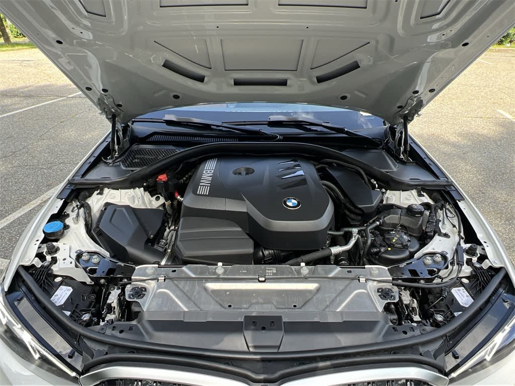 Thumbnail: 2025 BMW 3 Series - 9