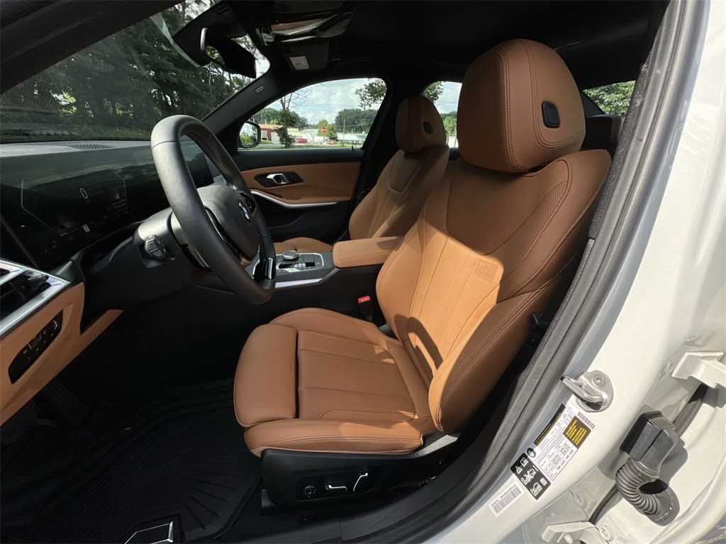 Thumbnail: 2025 BMW 3 Series - 11