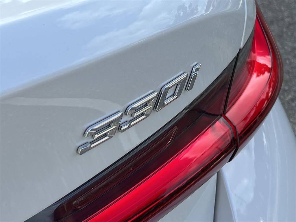 Thumbnail: 2025 BMW 3 Series - 7