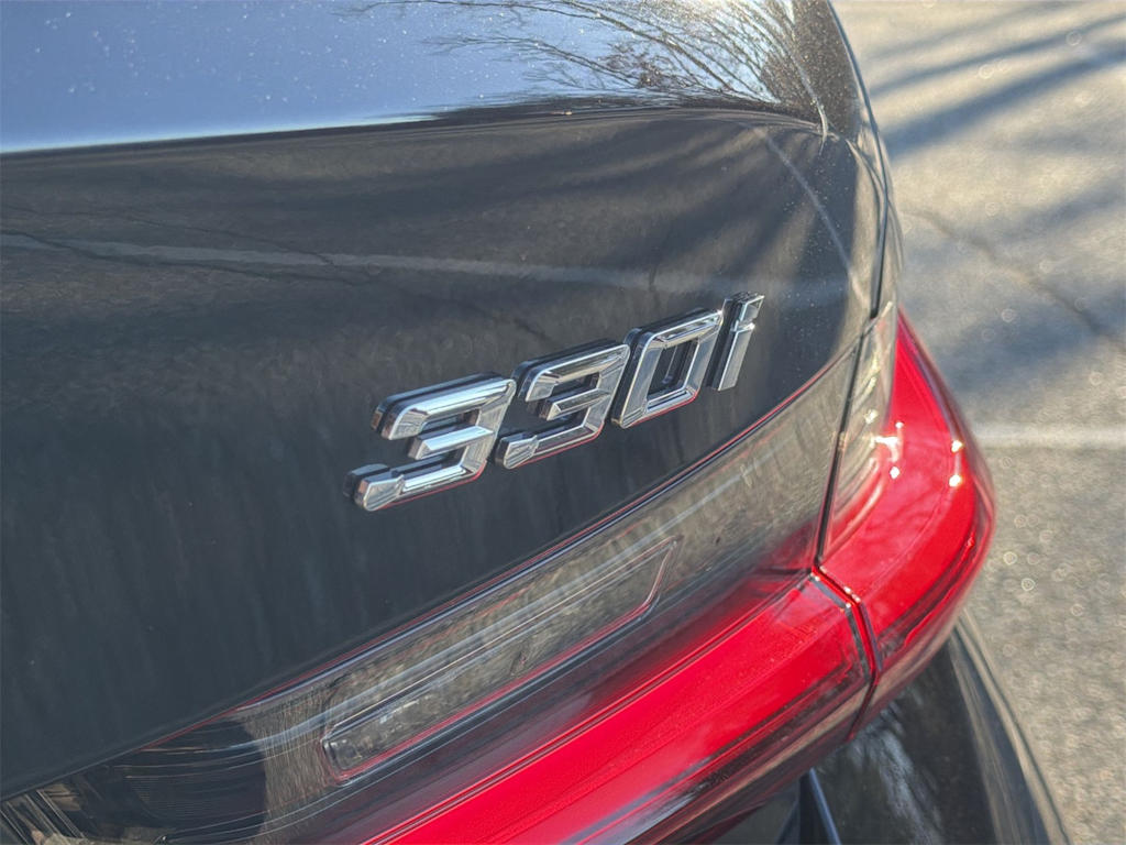 Thumbnail: 2025 BMW 3 Series - 7