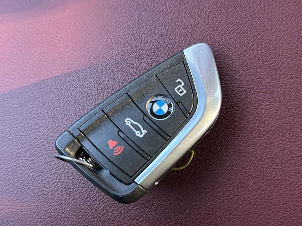 Thumbnail: 2025 BMW 3 Series - 17